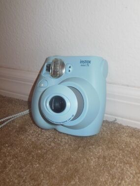 Instax Mini 7S Instant Camera in Light Blue
